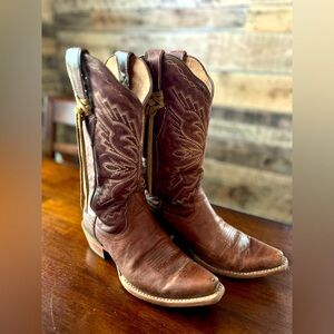 Ariat Cowgirl boots